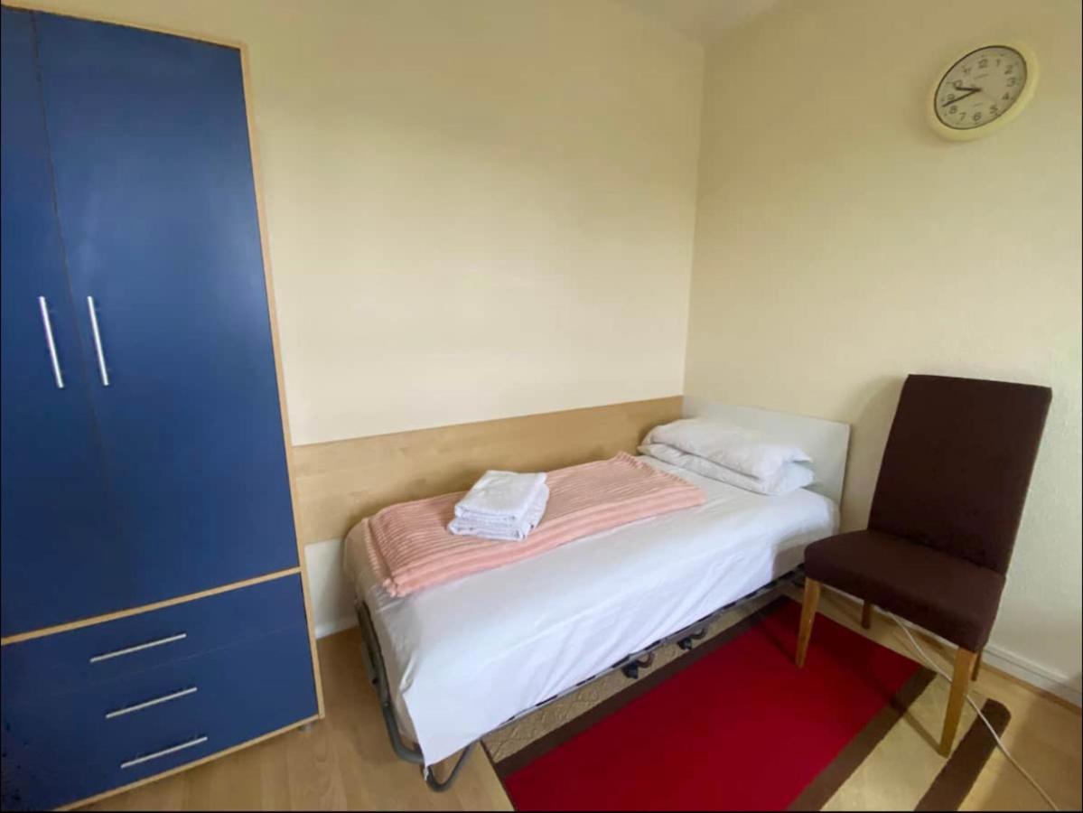 Single Room - Kings Cross, Female Only,, Guest Rooms London Luaran gambar