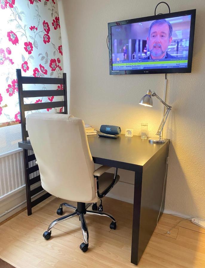 Single Room - Kings Cross, Female Only,, Guest Rooms London Luaran gambar